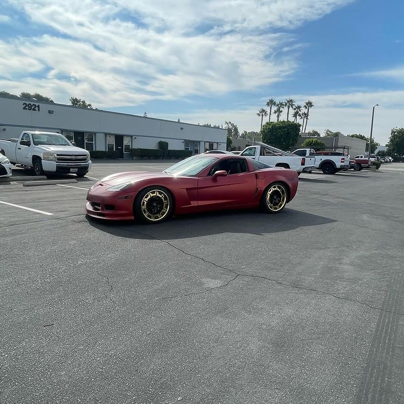 Ravoony Plus Matte Red Metallic Car Vinyl Wrap