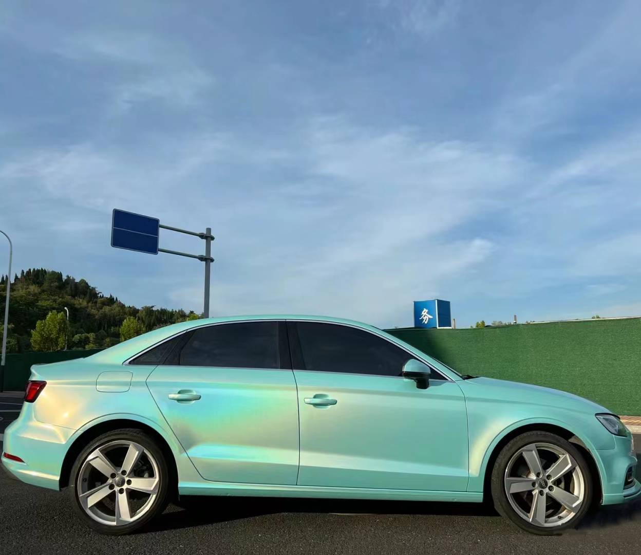 Ravoony Plus Glossy Laser Tiffany Car Vinyl Wrap Audi A3 Wrap