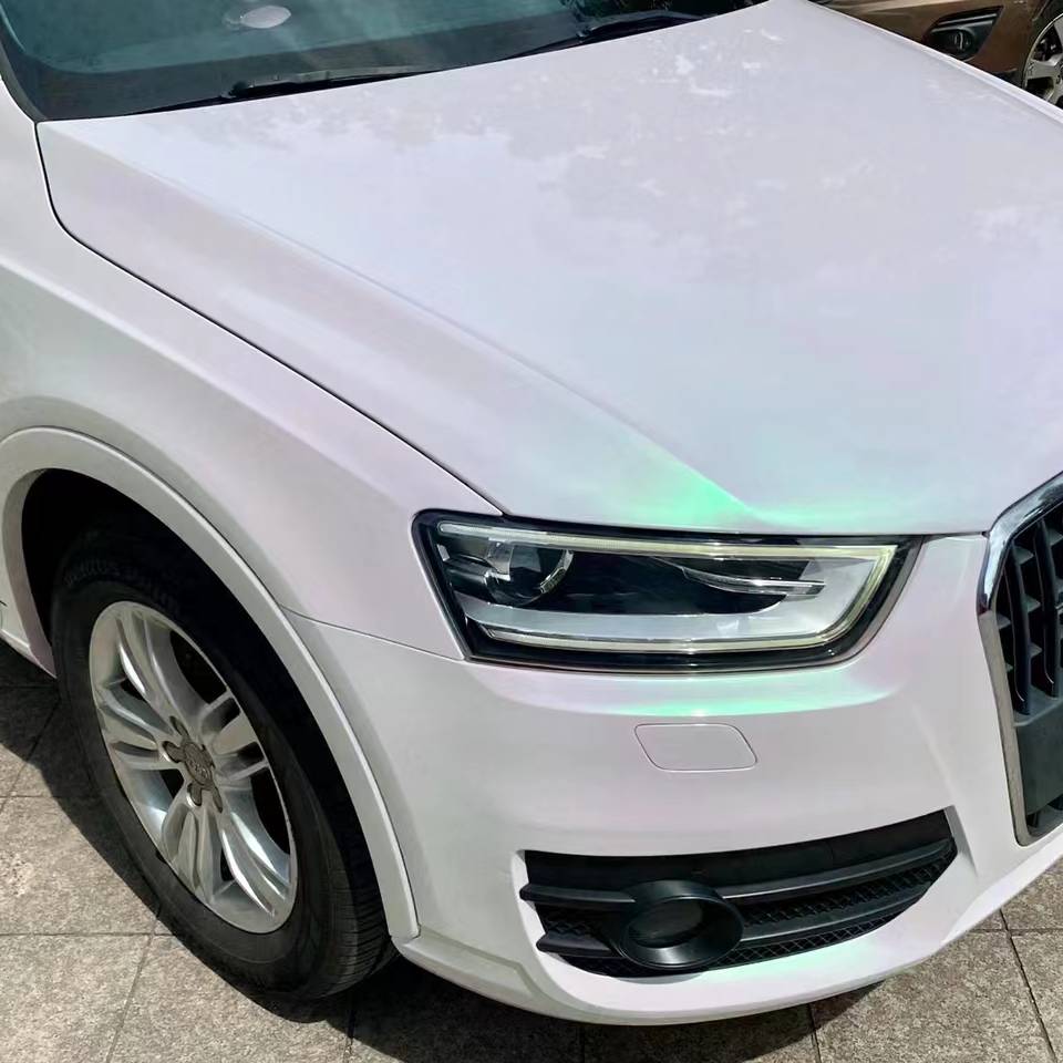 Ravoony Plus Aurora White Car Vinyl Wrap Audi Q3 Wrap