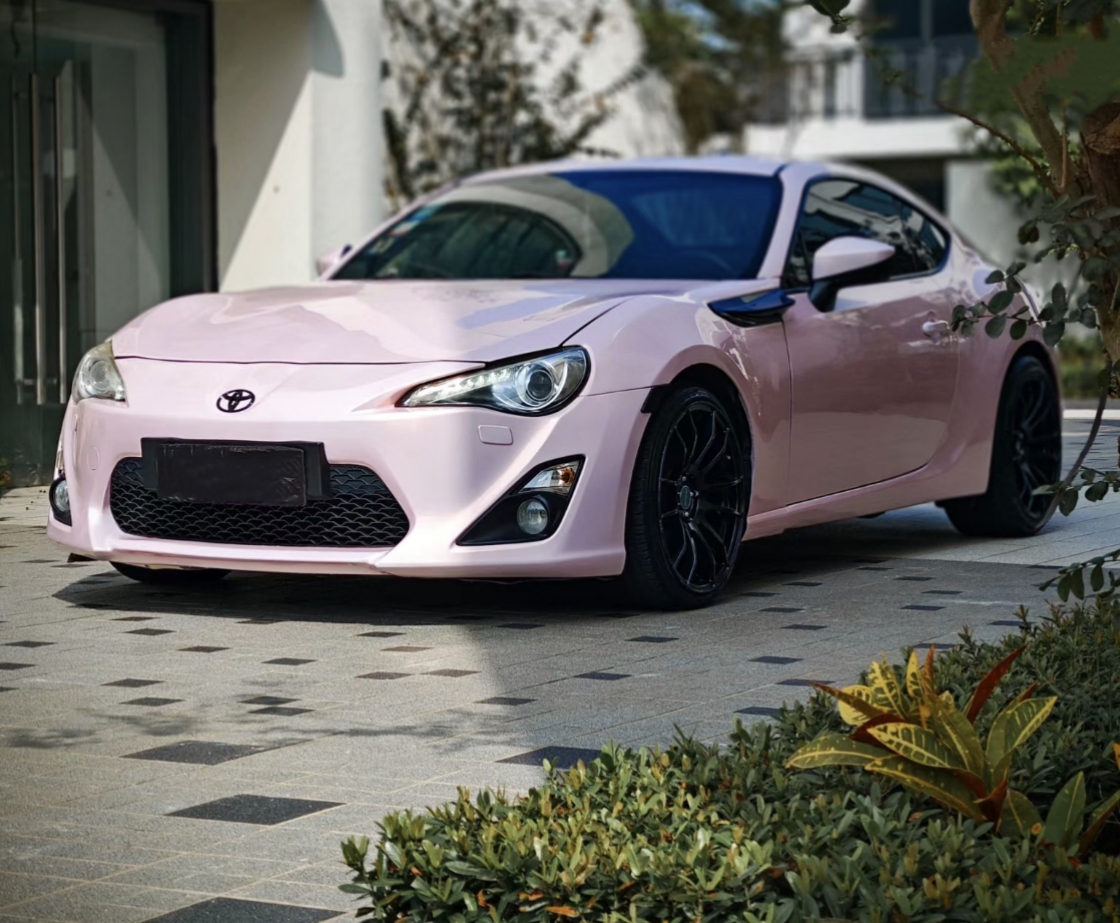 Ravoony Plus PET Glossy Baby Pink Car Vinyl Wrap Future Toyota 86 Wrap
