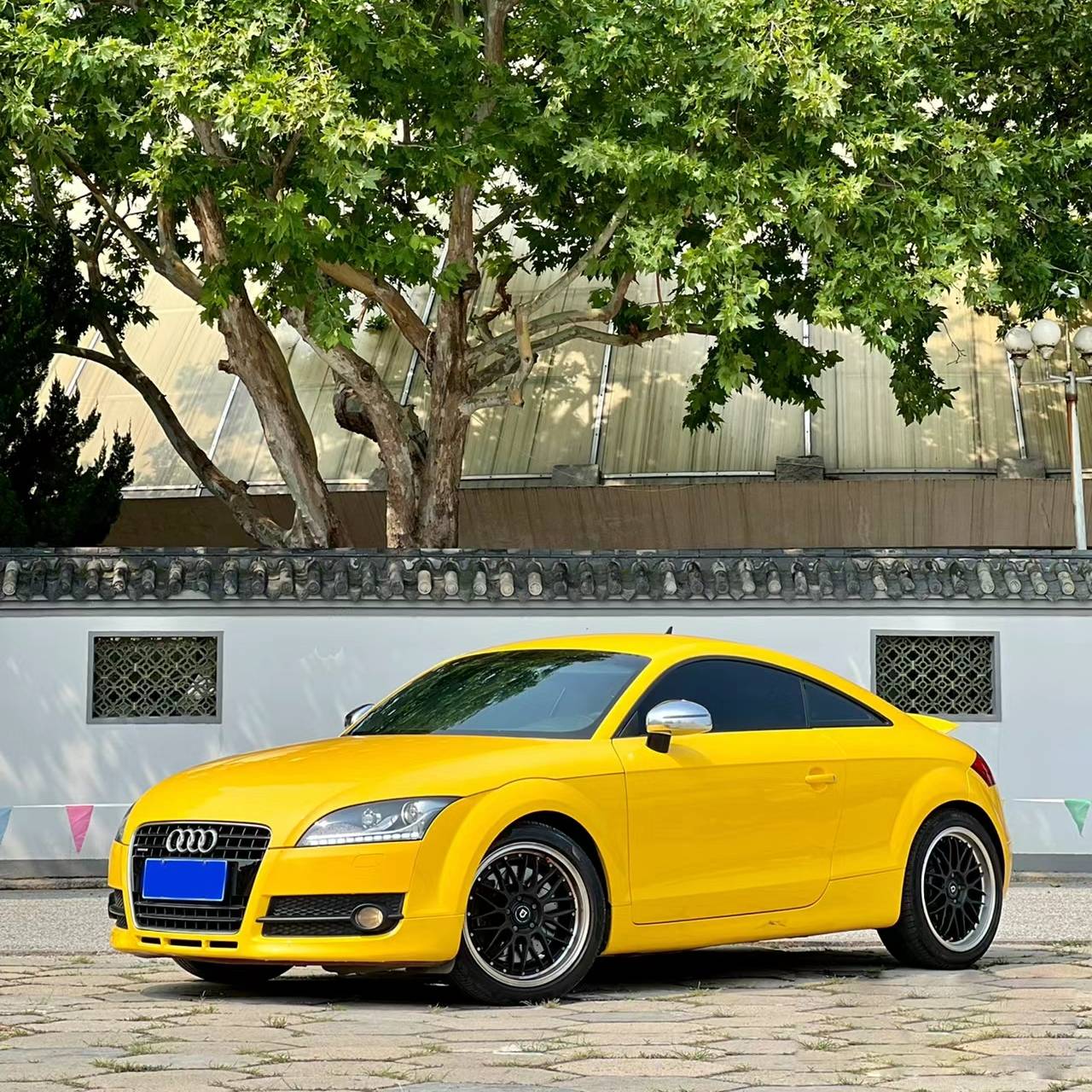 Ravoony Plus PET Crystal Maize Yellow Car Vinyl Wrap Audi TT Wrap