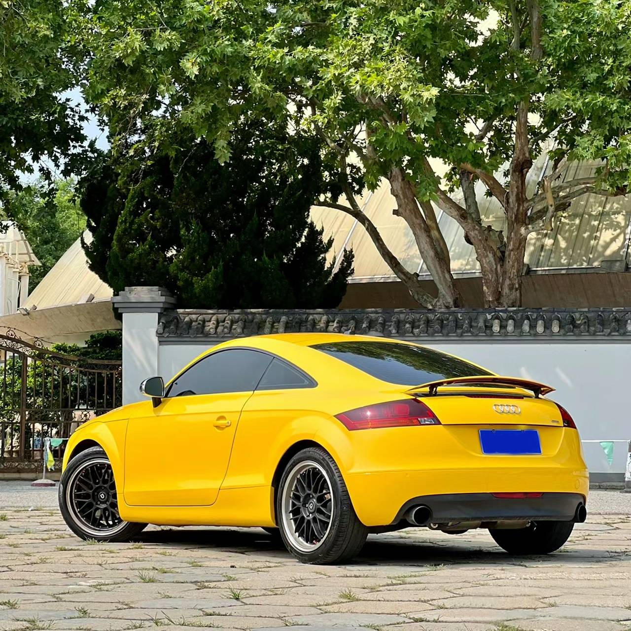 Ravoony Plus PET Crystal Maize Yellow Car Vinyl Wrap Audi TT Wrap
