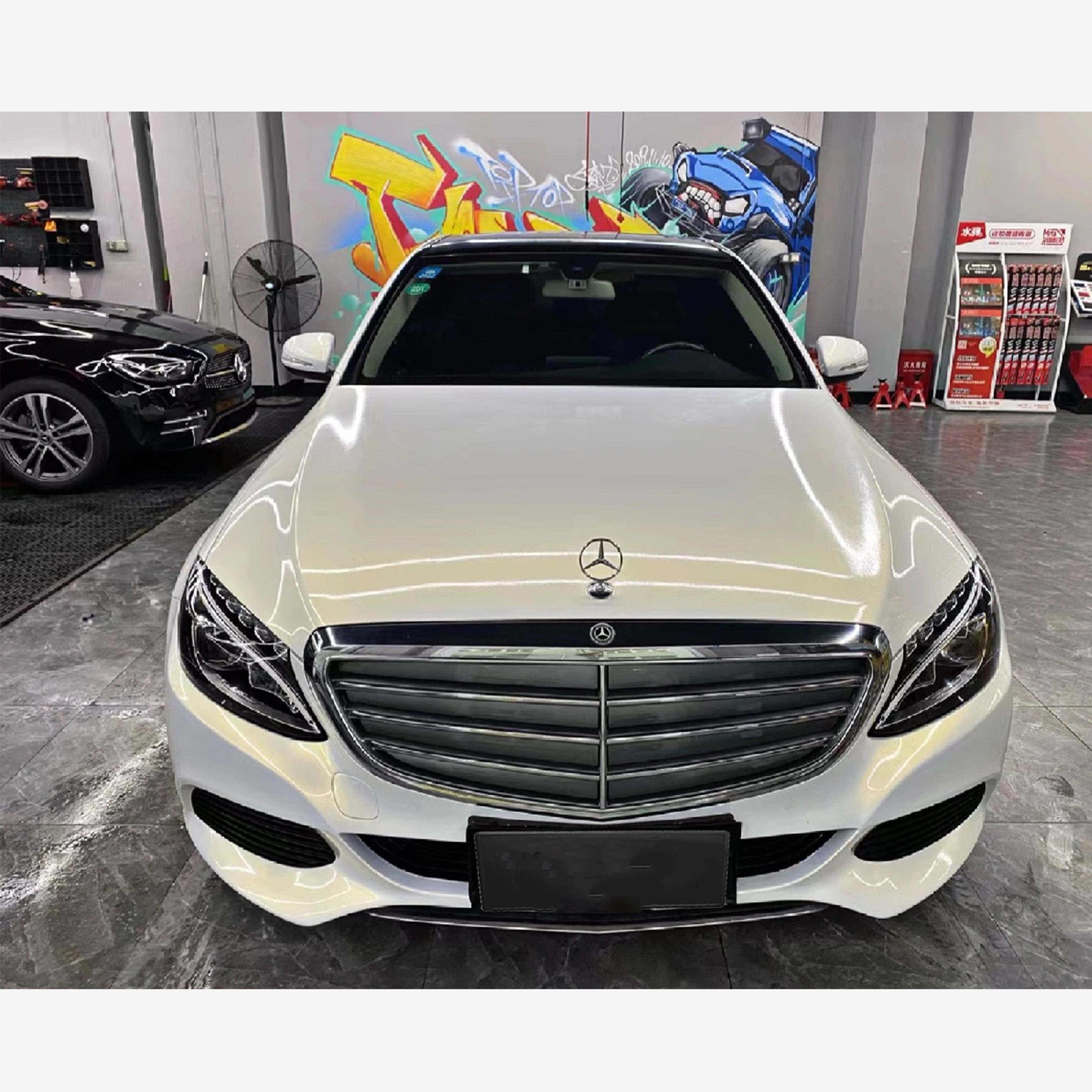  Ravoony Plus PET Glossy White to Gold Car Wrap