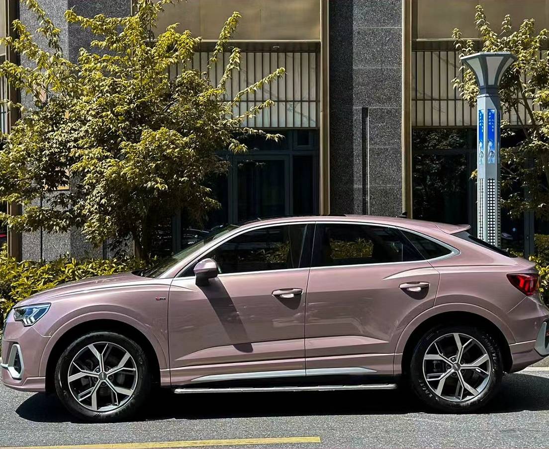 Ravoony Plus Glossy Frozen Berry Wrap Audi Q3 Wrap 