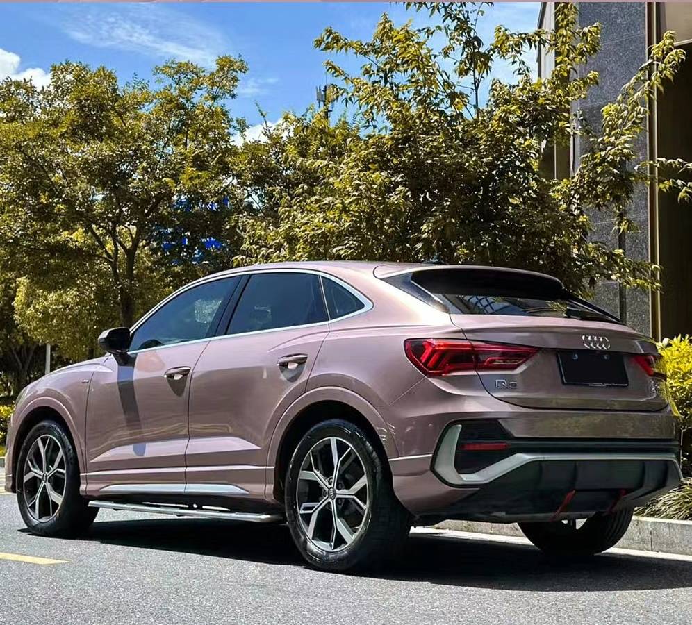 Ravoony Plus Glossy Frozen Berry Wrap Audi Q3 Wrap 