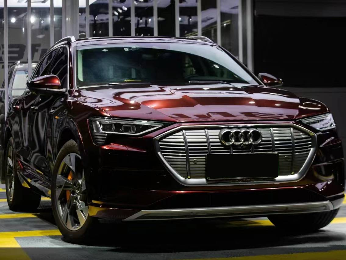 Ravoony Plus Gloss Black Rose Vinyl Wrap Audi E-tron Wrap