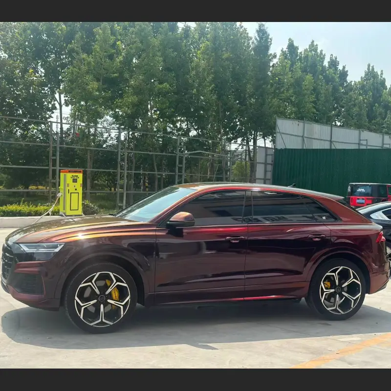 Ravoony Plus Gloss Color Shift Rainbow Drift Black Red Vinyl Wrap Audi Q8 Wrap