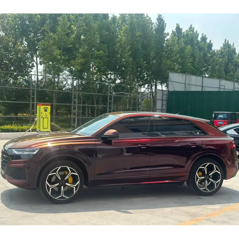 Gloss Color Shift Rainbow Drift Black Red Vinyl Wrap Audi Q8 Wrap