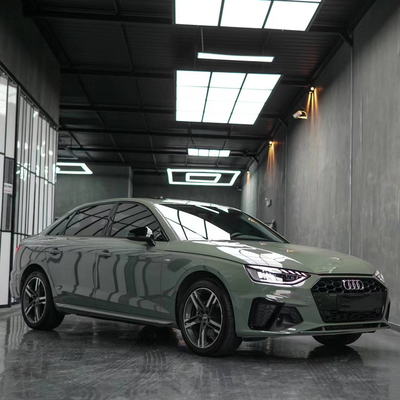 Ravoony Plus PET Light Khaki Green Car Vinyl Wrap Audi A4 Wrap