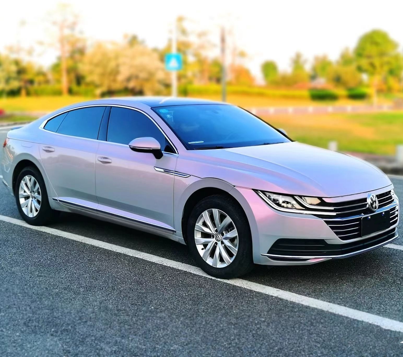 Ravoony Plus Twin Candy Grey Red Color Fliper Car Wrap