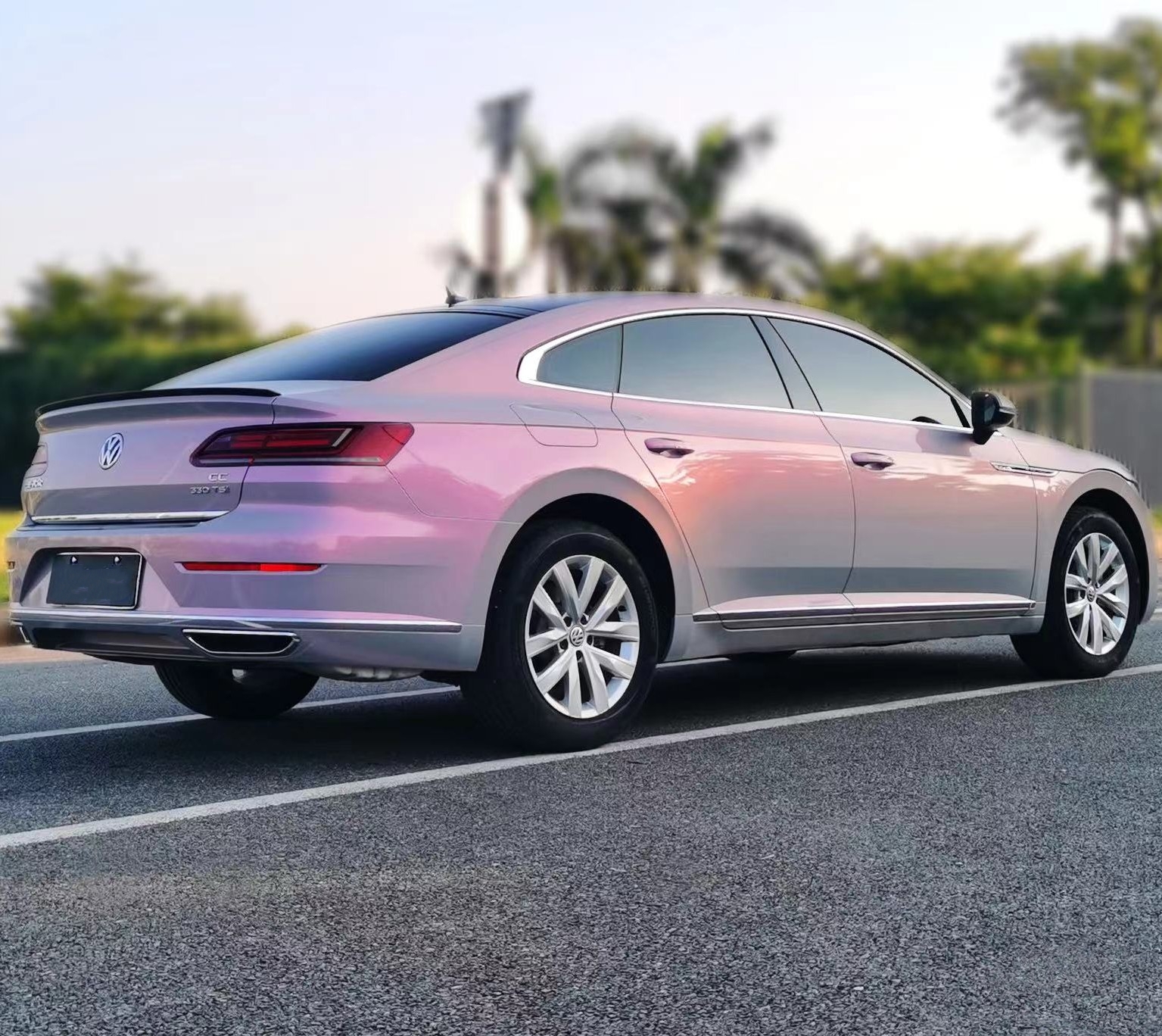 Ravoony Plus Twin Candy Grey Red Color Fliper Car Wrap