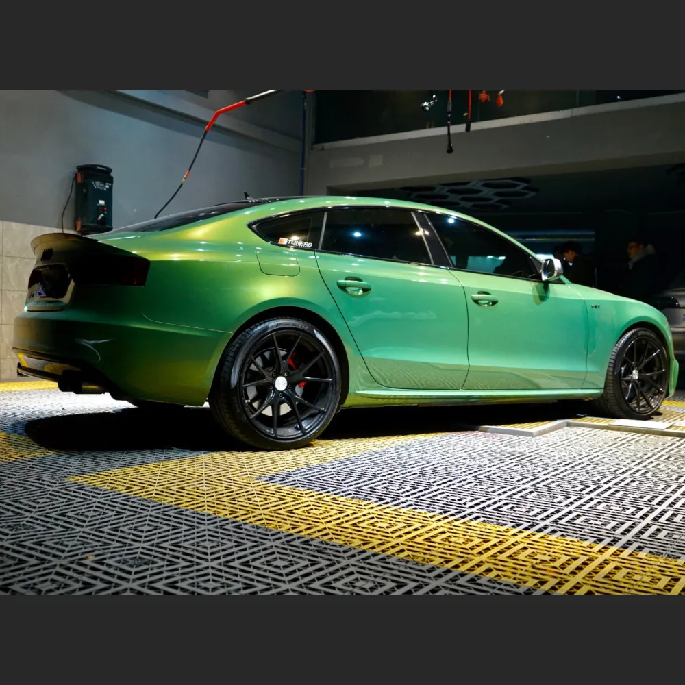 Ravoony Plus Gloss Aston Martin Iridescent Emerald Green Car Wrap