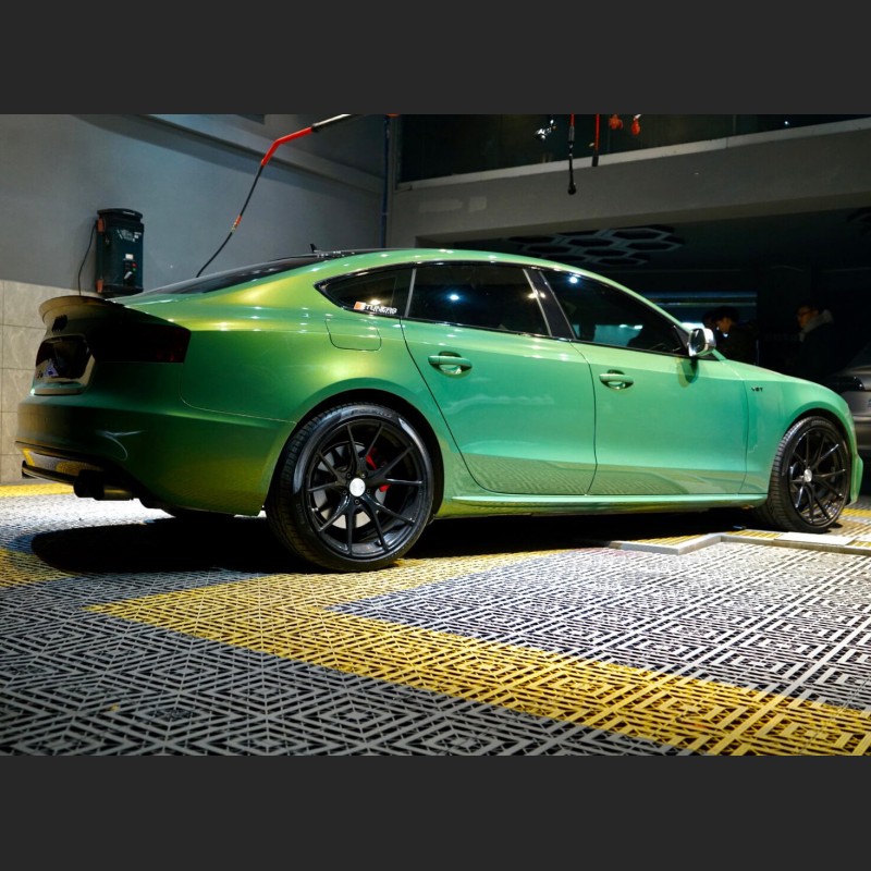 Ravoony Plus Gloss Aston Martin Iridescent Emerald Green Car Wrap