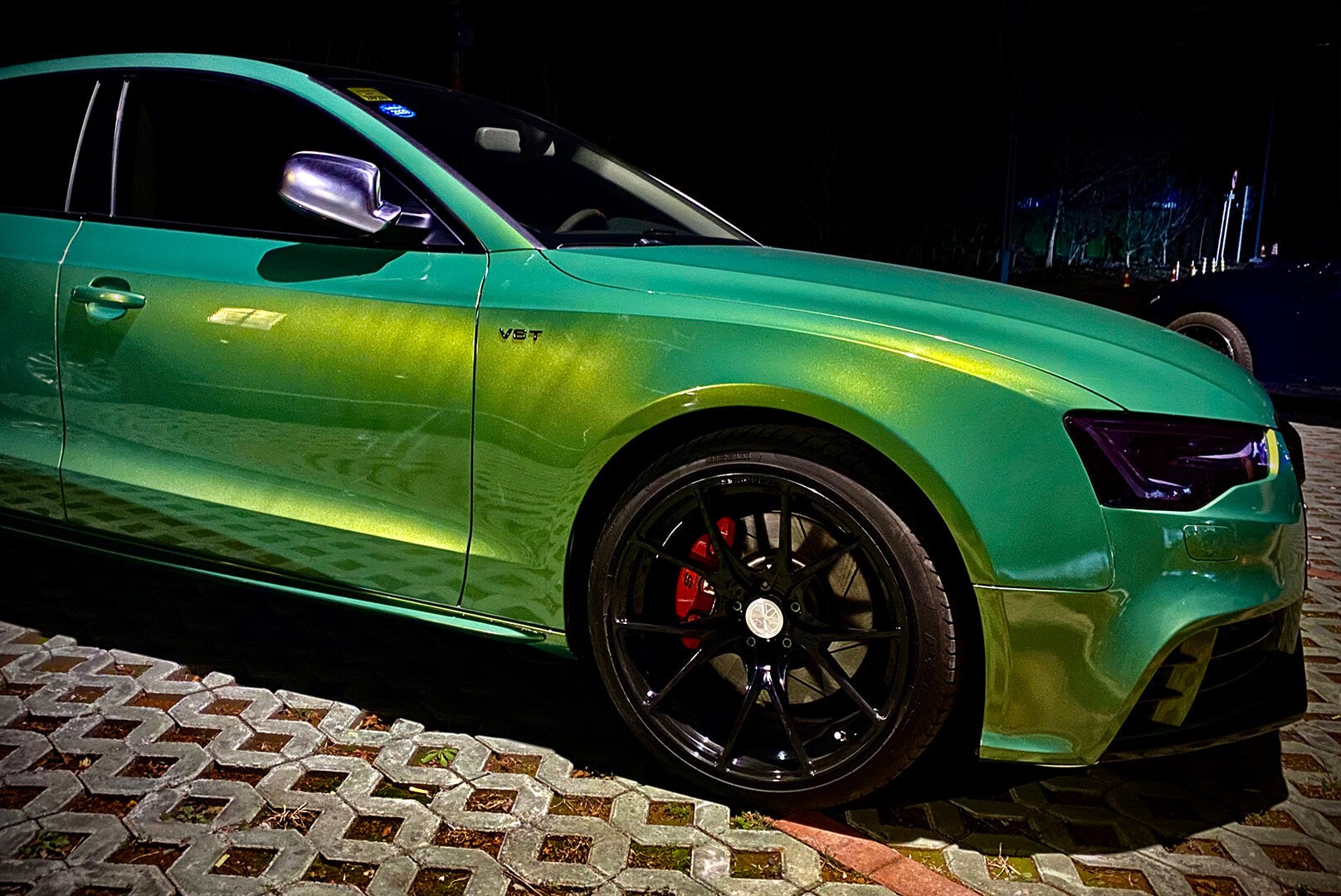 Ravoony Plus Gloss Aston Martin Iridescent Emerald Green Car Wrap