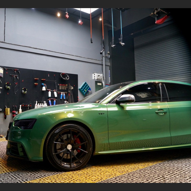 Ravoony Plus Gloss Aston Martin Iridescent Emerald Green Car Wrap