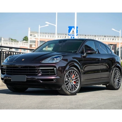 Ravoony Plus PET Glossy Tourmalie Red Car Wrap 02