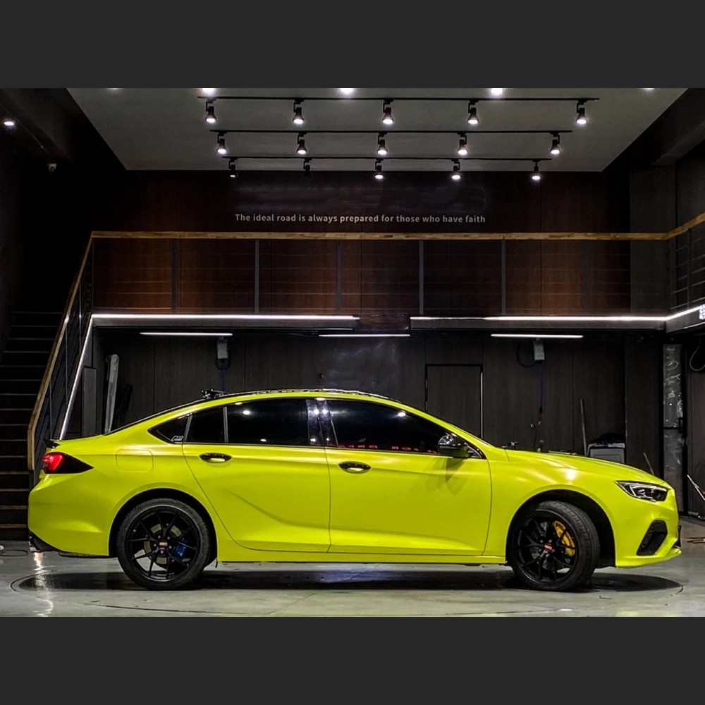 Ravoony Plus Matte Pure Metal Fluorescent Yellow Car Wrap