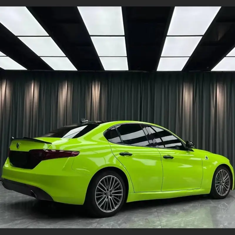 Ravoony Plus Gloss Apple Green Car Wrap