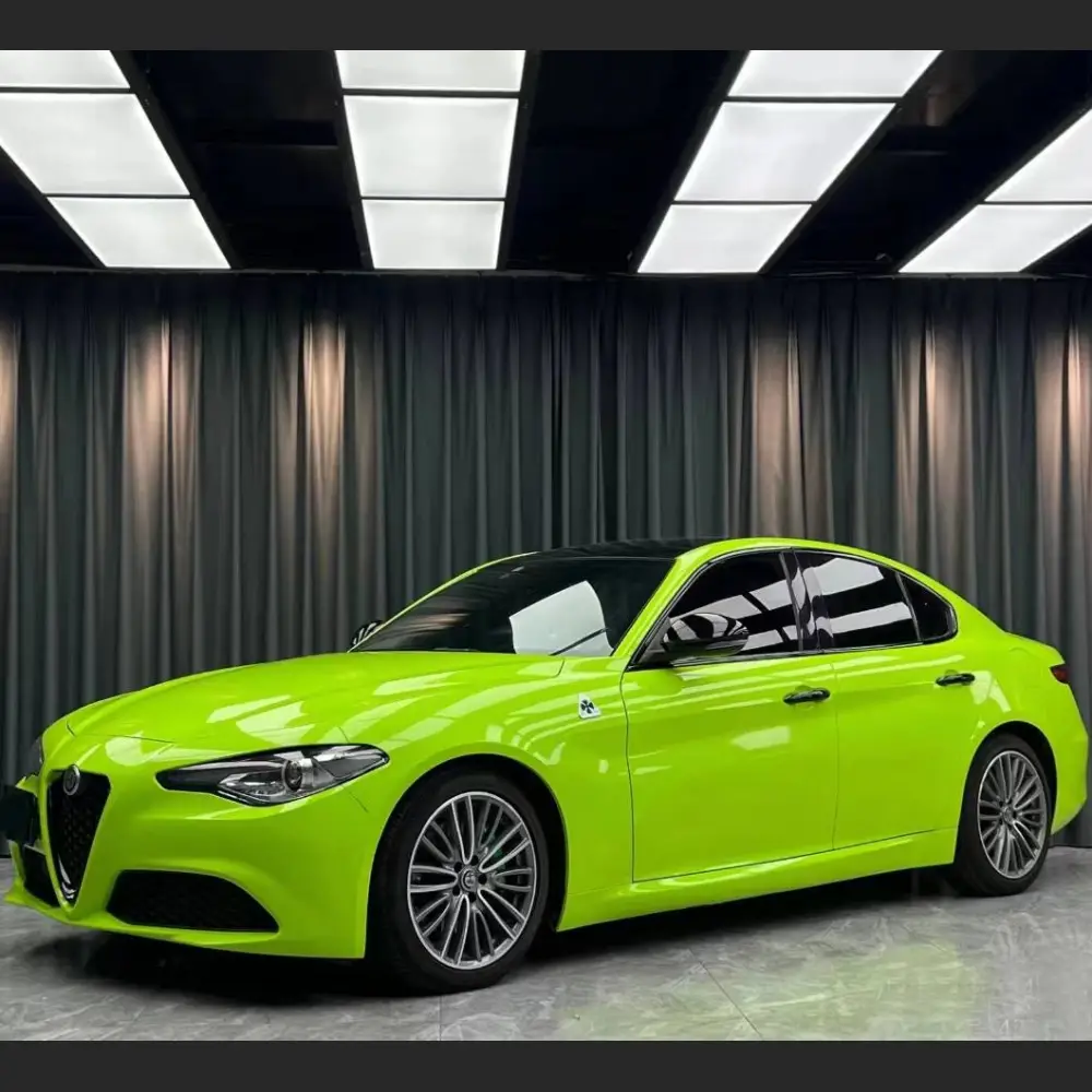 Ravoony Plus Gloss Apple Green Car Wrap