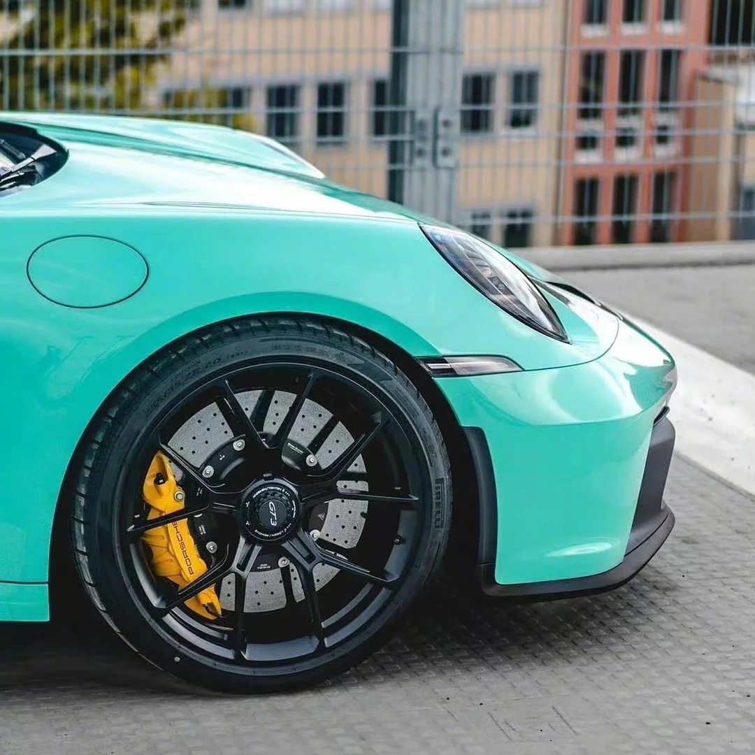 Ravoony Plus PET Glossy Porsche Mint Green Car Wrap
