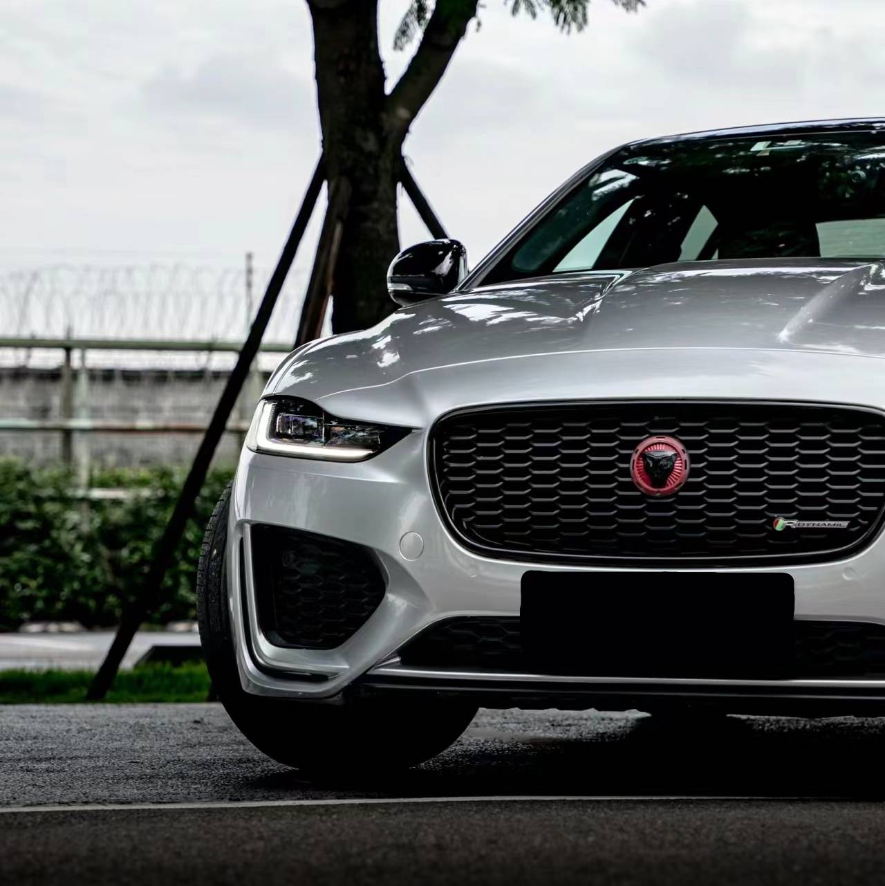 Ravoony Plus Porsche Gloss Liquid Metal Silver Car Wrap