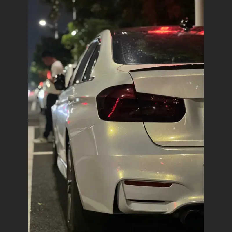 Ravoony Plus Glossy Diamond Gold White Car Wrap