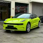 Ravoony Plus Glossy Crystal Bur Green Car Wrap