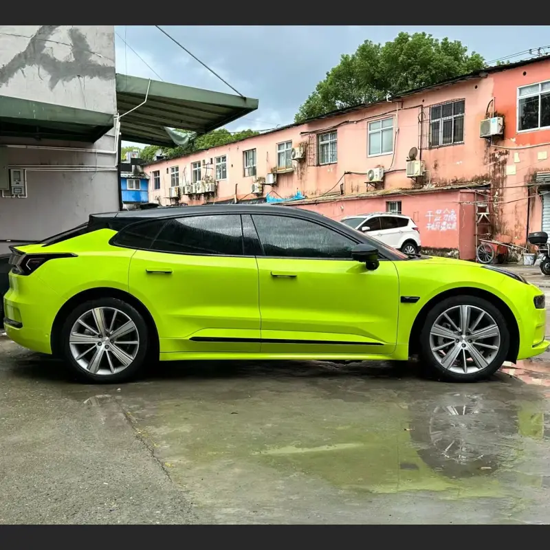 Ravoony Plus Glossy Crystal Bur Green Car Wrap