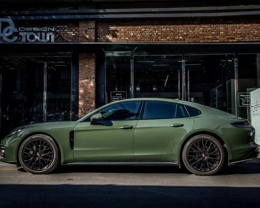 Ravoony Plus Glossy Olive Light Green Car Wrap