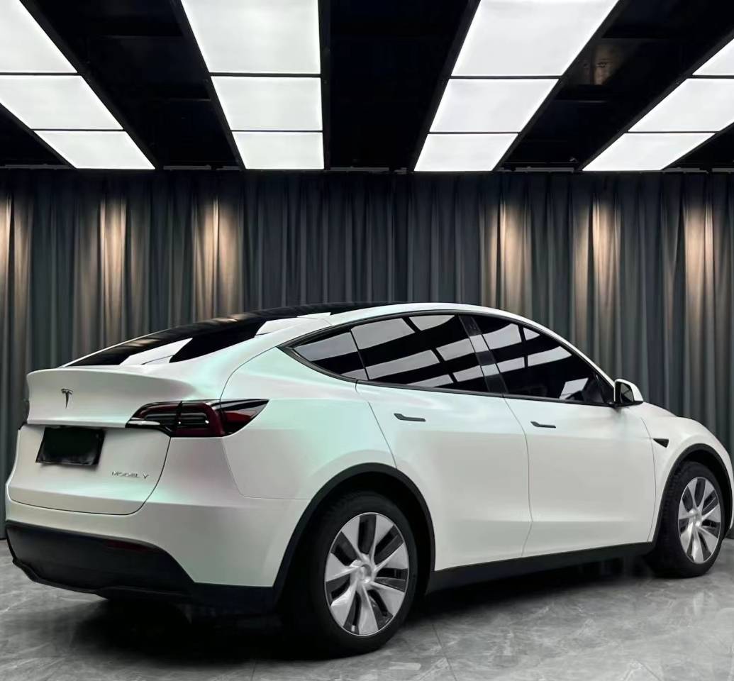 Ravoony Plus Matte Aurora White Car Vinyl Wrap