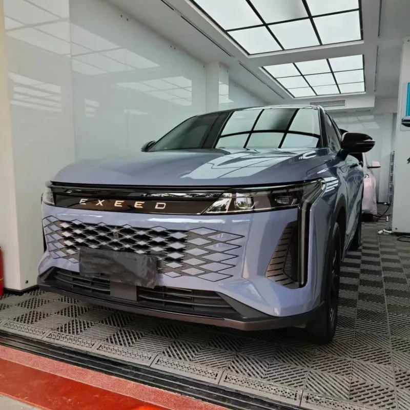 Ravoony Basic Glossy Crystal Cement Grey Car Wrap 