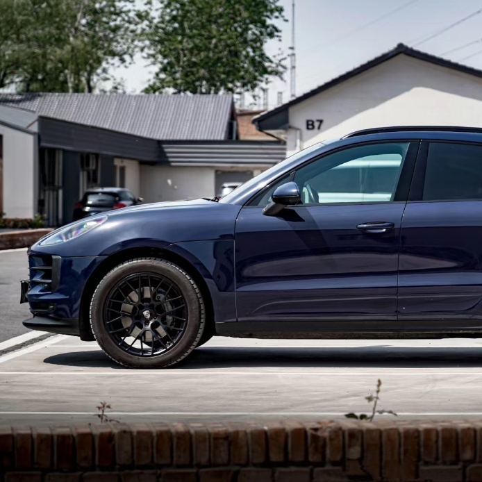 Ravoony Basic Glossy Crystal Midnight Blue Car Wrap