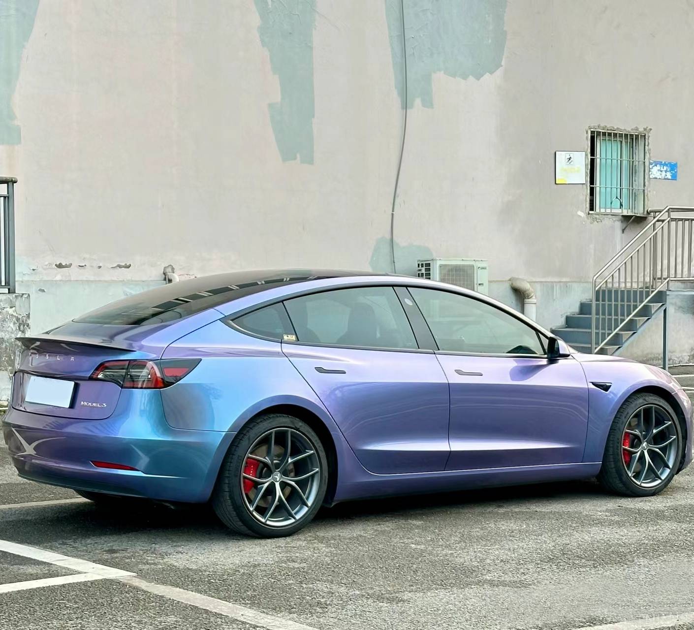 Ravoony Plus Glossy Metallic Crystal Grey Purple Car Wrap