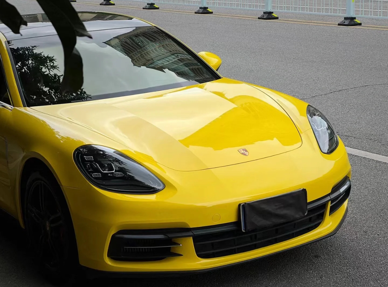 Ravoony Basic High Glossy Racing Yellow Vinyl Wrap