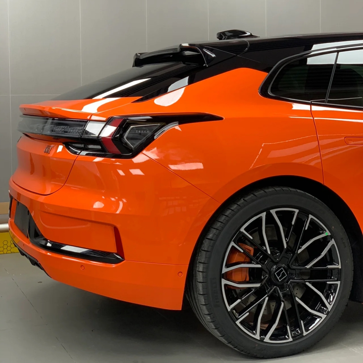 Ravoony Basic Gloss Orange Car Wrap