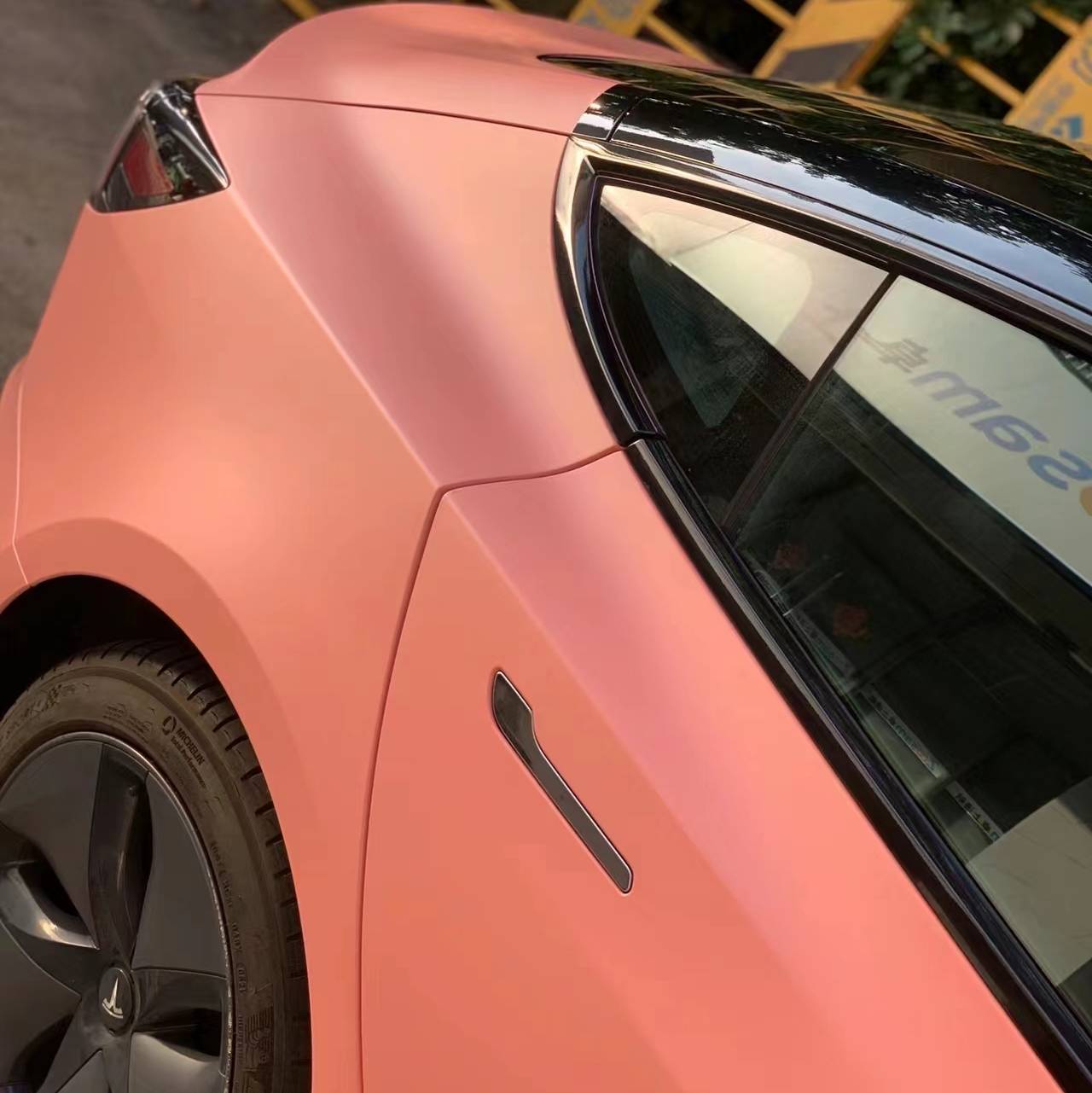 Ravoony Plus Ceramics Paggy Pink Car Vinyl Wrap