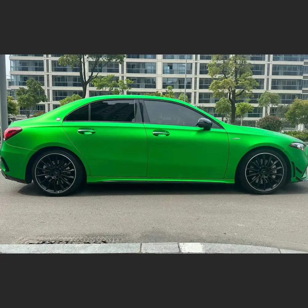 Ravoony Plus Matte Chrome Green Vinyl Wrap
