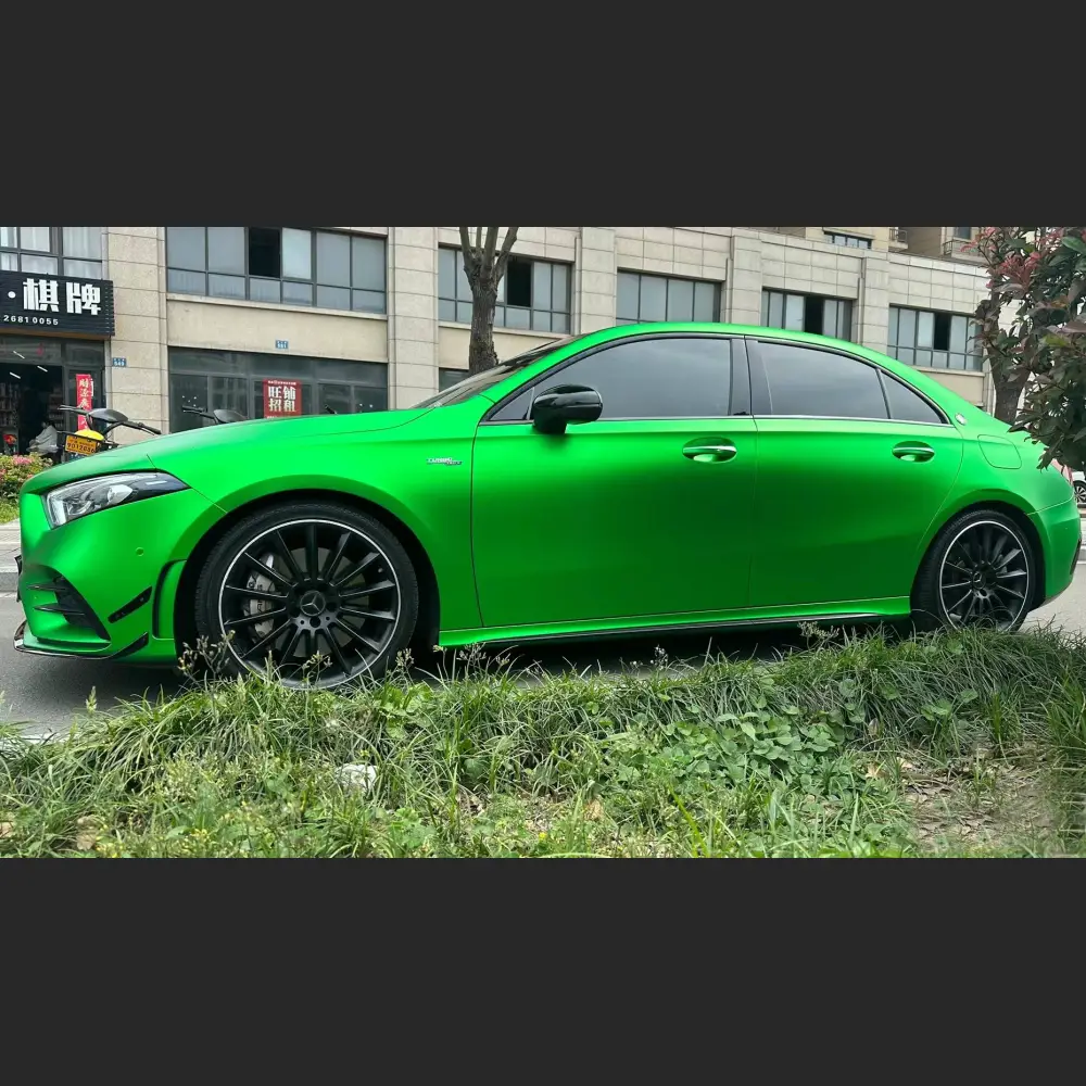 Ravoony Plus Matte Chrome Green Vinyl Wrap