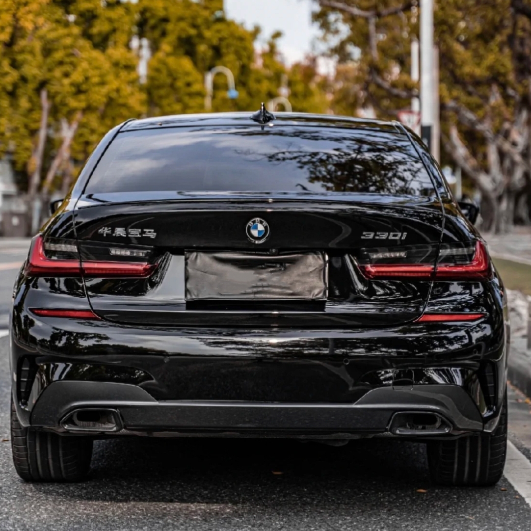 Ravoony Basic PET Gloss Black Car Wrap