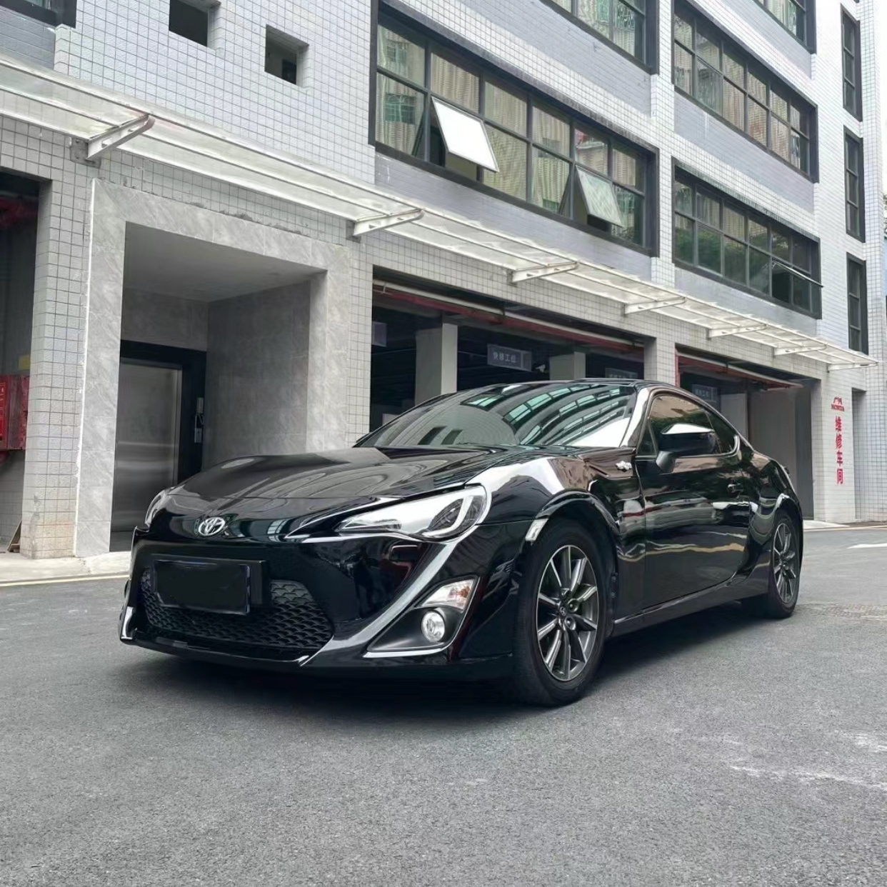 Ravoony Basic Glossy Crystal Black Car Vinyl Wrap