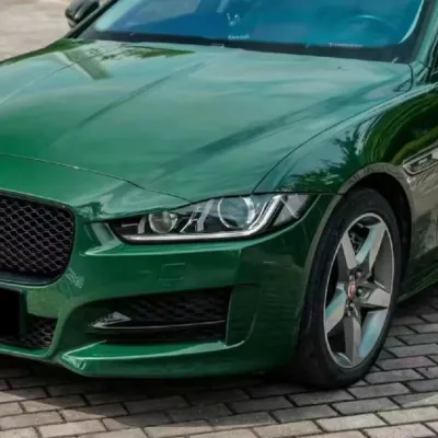Ravoony Basic Glossy Forest Green Car Wrap 02