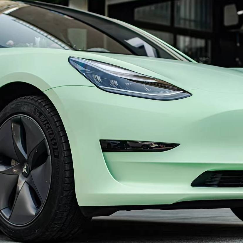 Ravoony Plus Matte Hazy Green Car Wrap