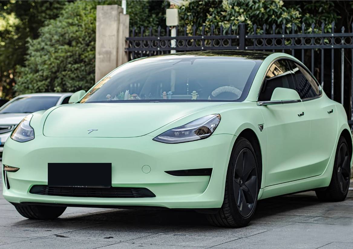 Ravoony Plus Matte Hazy Green Car Wrap
