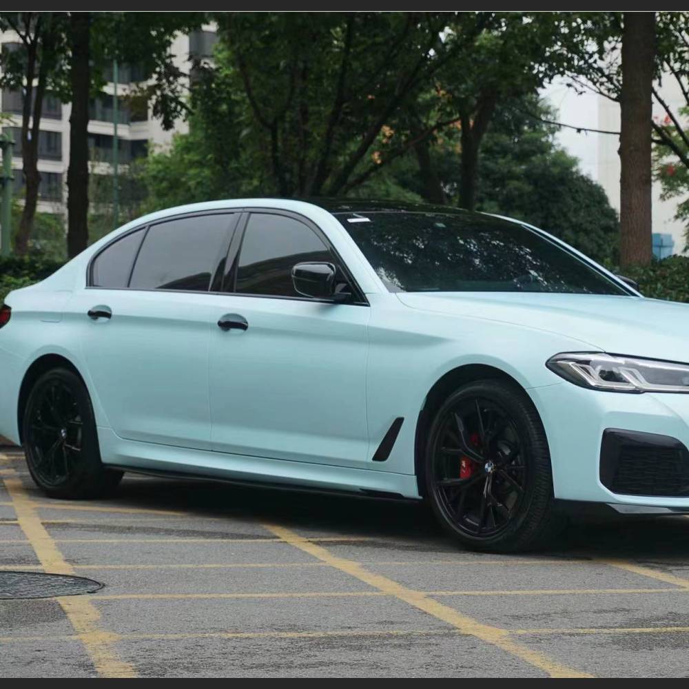 Ravoony Plus Matte Muriwai White Car Wrap