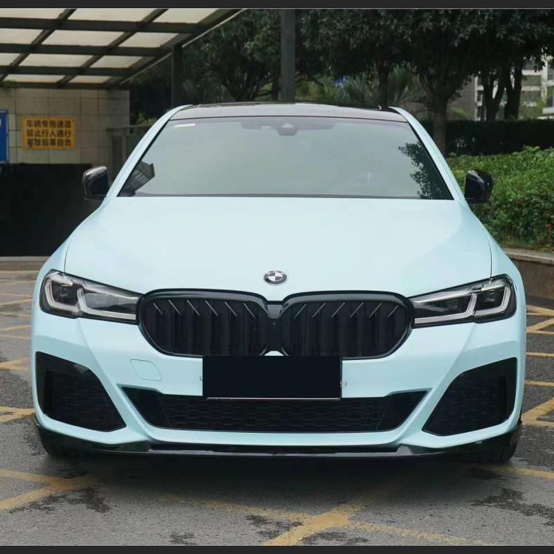Ravoony Plus Matte Muriwai White Car Wrap
