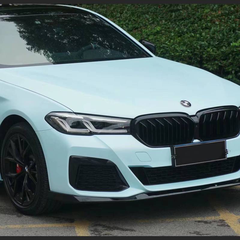 Ravoony Plus Matte Muriwai White Car Wrap