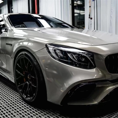 Ravoony Plus Gloss Brilliant Silver Car Wrap 02
