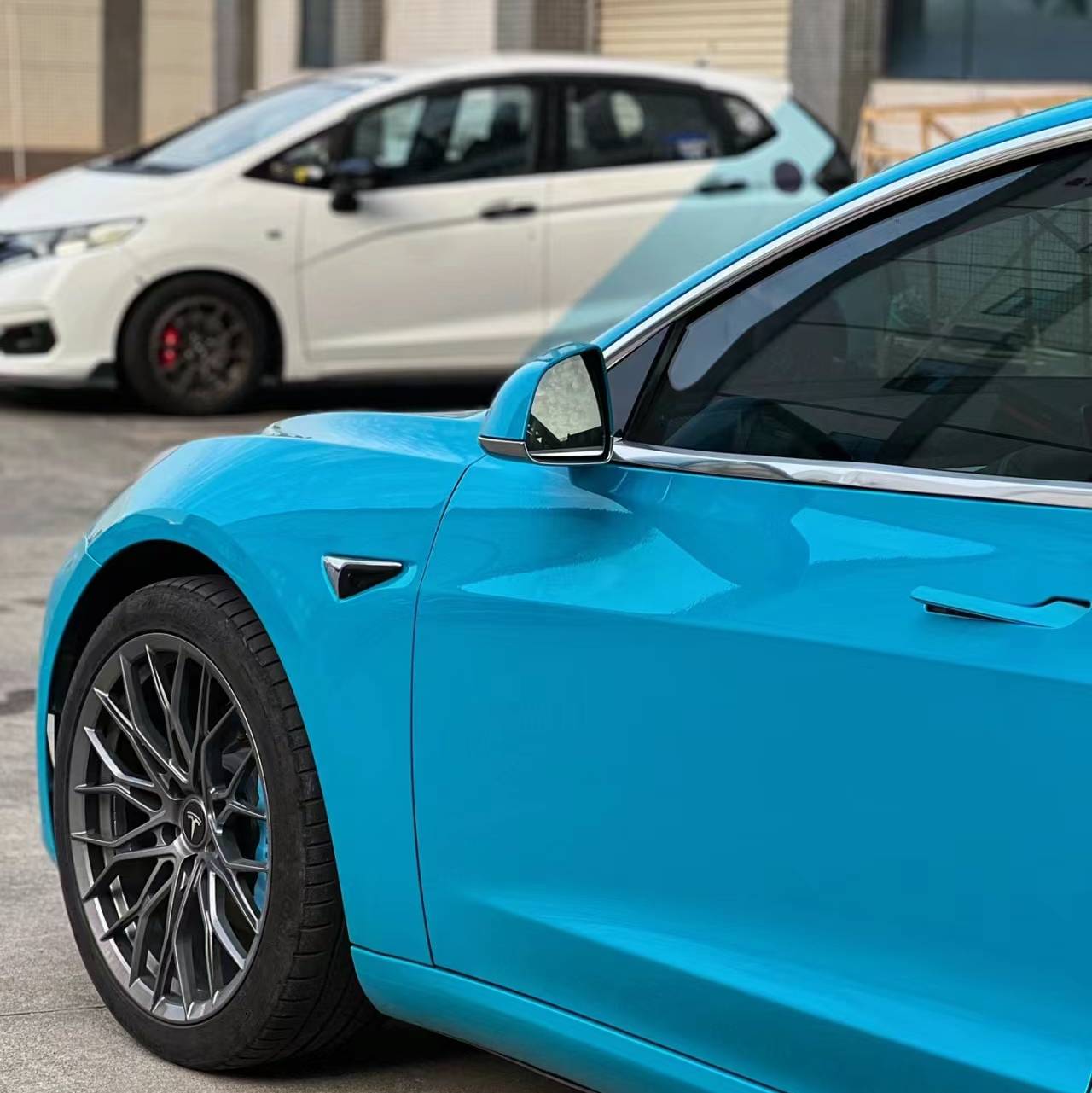 Ravoony Pro TPU Glossy Miami Blue PPF Film