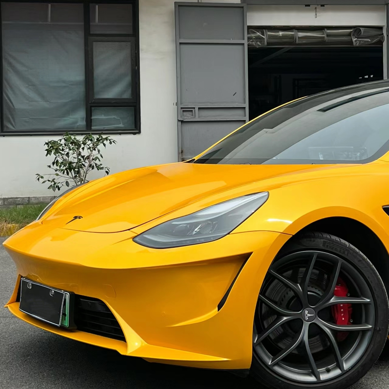 Ravoony Basic Glossy Metallic Yellow Car Wrap