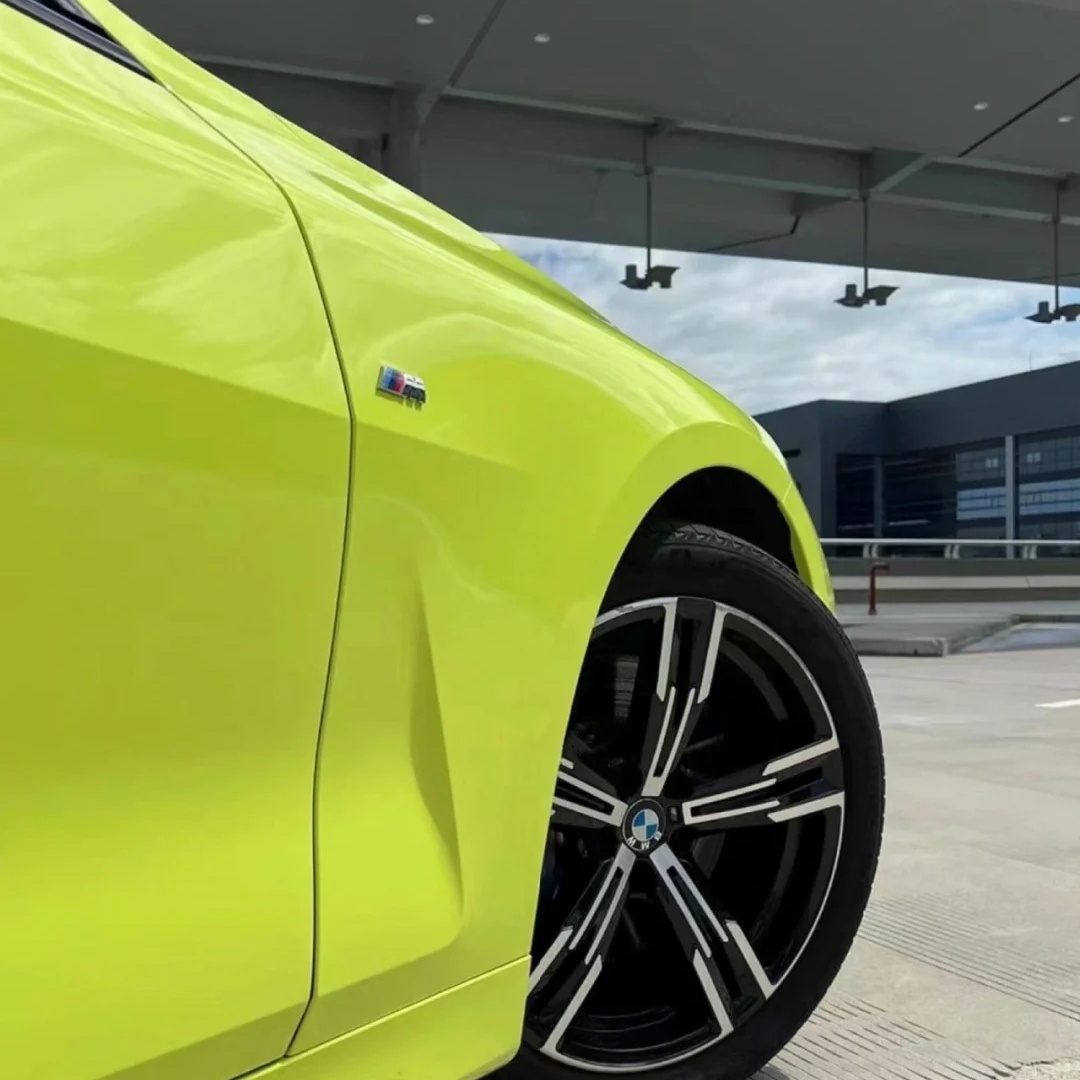 Ravoony Basic PET BMW Gloss São Paulo Yellow Car Vinyl Wrap